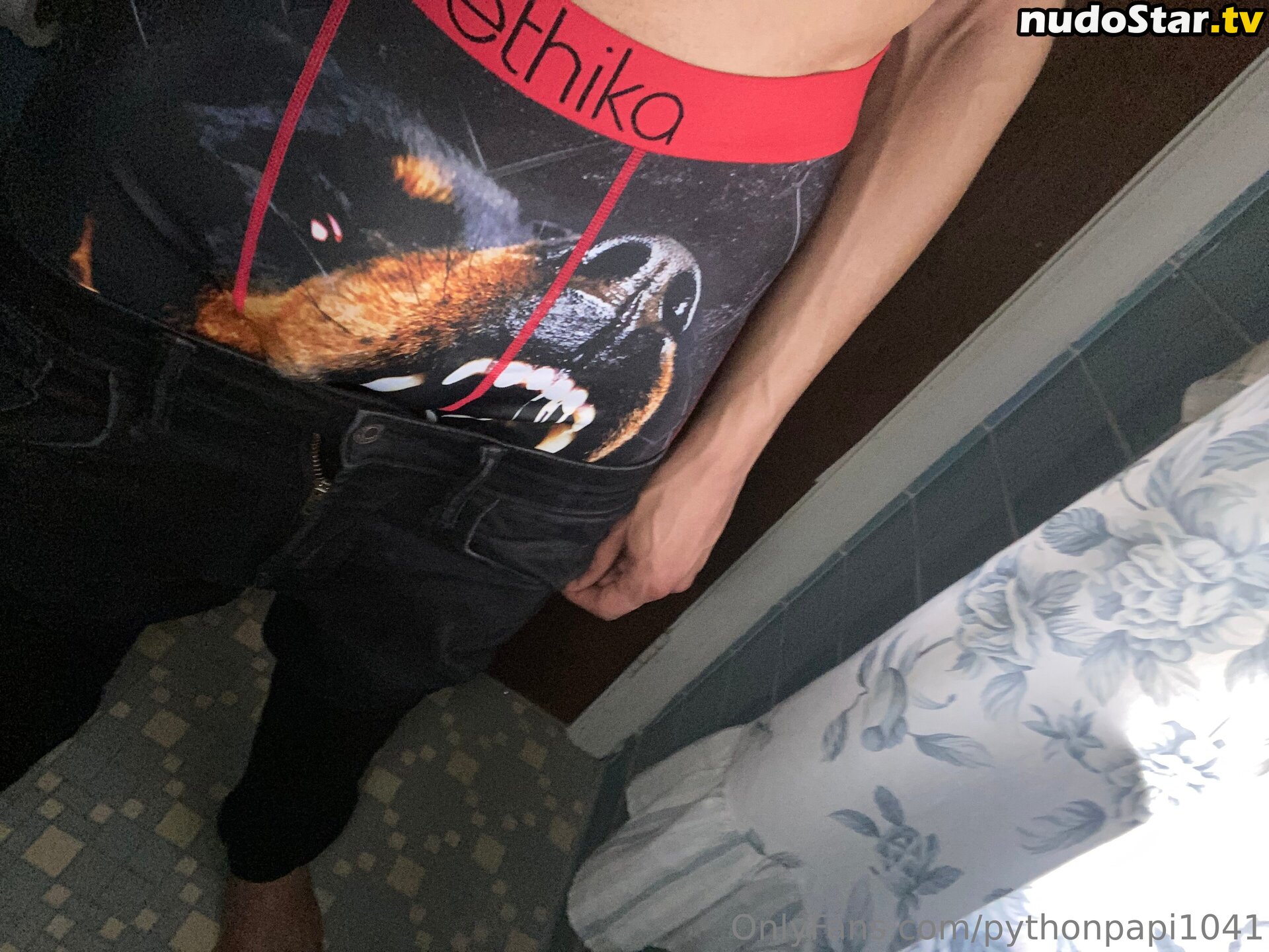 pythonpaige / pythonpapi1041 Nahá OnlyFans Uniknutá Fotka #1