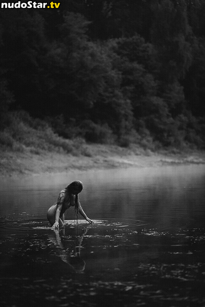 thinloth Nahá OnlyFans Uniknutá Fotka #6