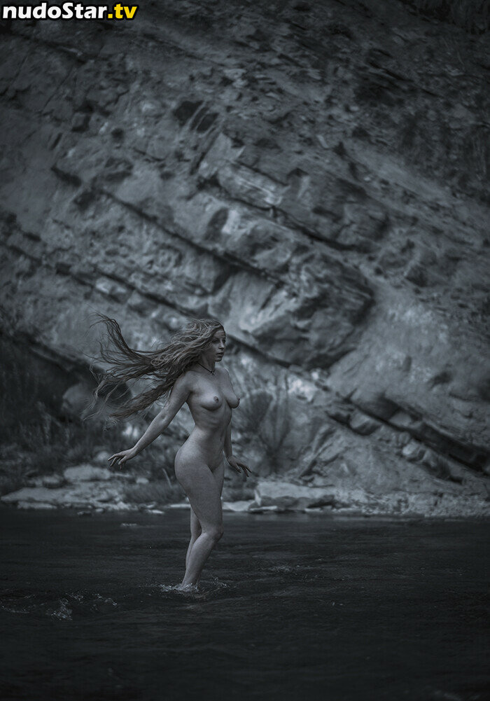 thinloth Nahá OnlyFans Uniknutá Fotka #7