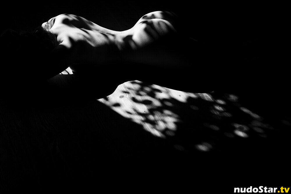 thinloth Nahá OnlyFans Uniknutá Fotka #8