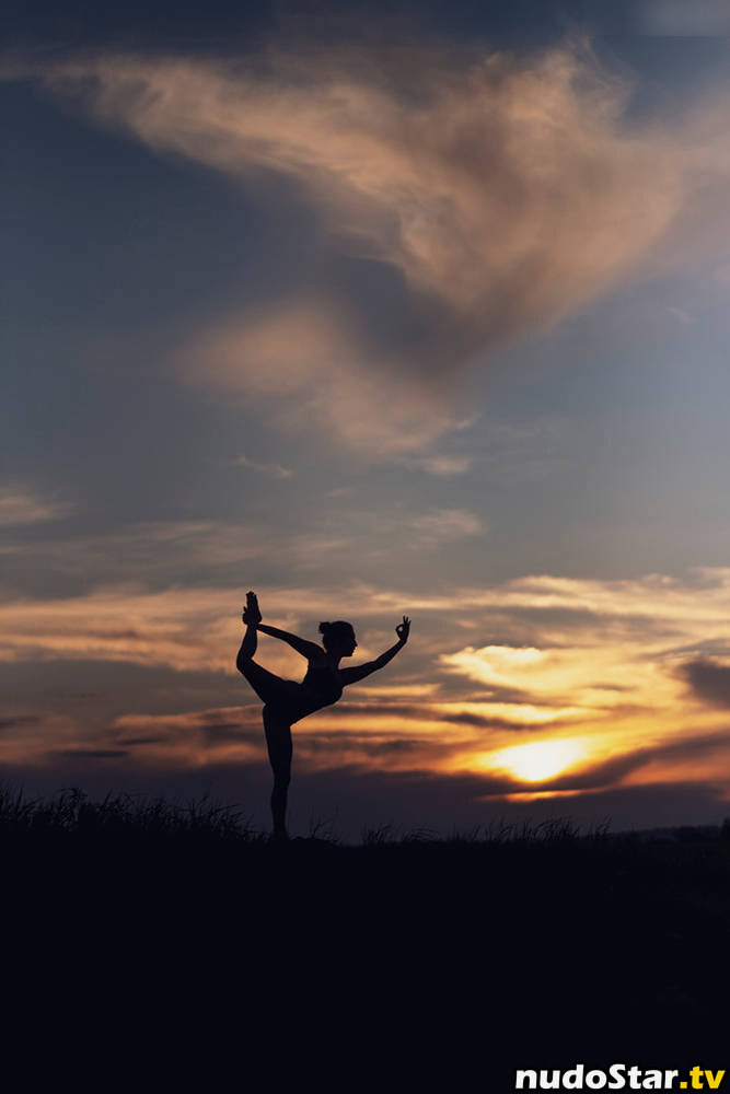 thinloth Nahá OnlyFans Uniknutá Fotka #50