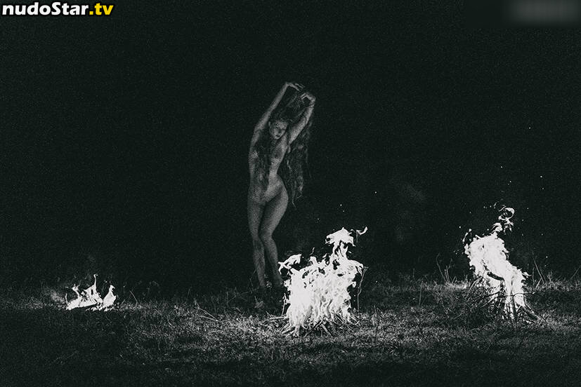 thinloth Nahá OnlyFans Uniknutá Fotka #59